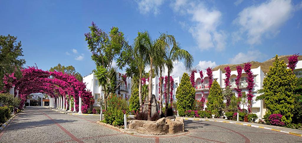 Kadikale Resort All Inclusive Turgutreis Exterior photo